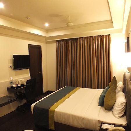 Hotel Regalia Tirupati Exterior photo