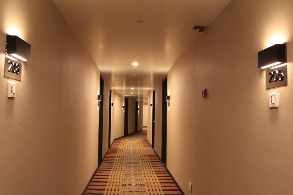 Hotel Regalia Tirupati Exterior photo