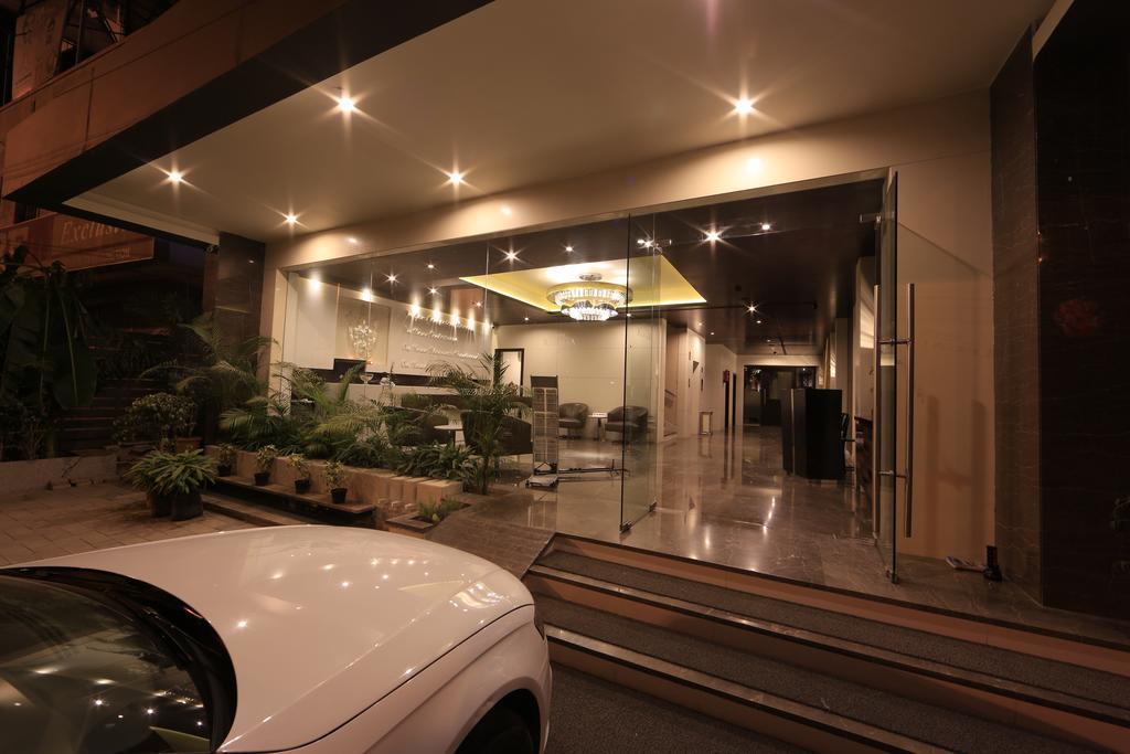 Hotel Regalia Tirupati Exterior photo