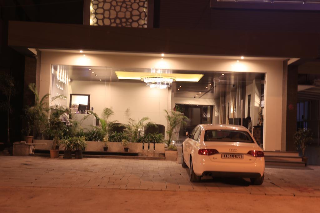 Hotel Regalia Tirupati Exterior photo