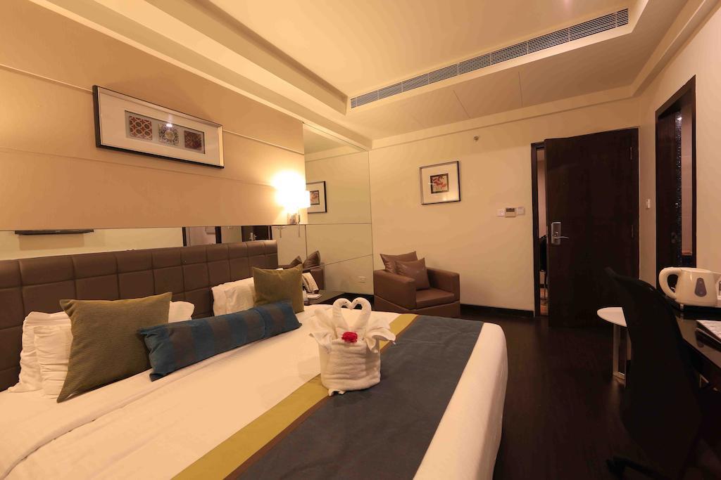 Hotel Regalia Tirupati Exterior photo